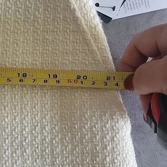 Guess button belted tweed shorts # tweed #fall # spring # light beige - Picture 9 of 11